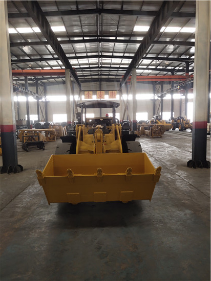 山東井下裝載機(jī)發(fā)動(dòng)機(jī)啟動(dòng)后的注意事項(xiàng)